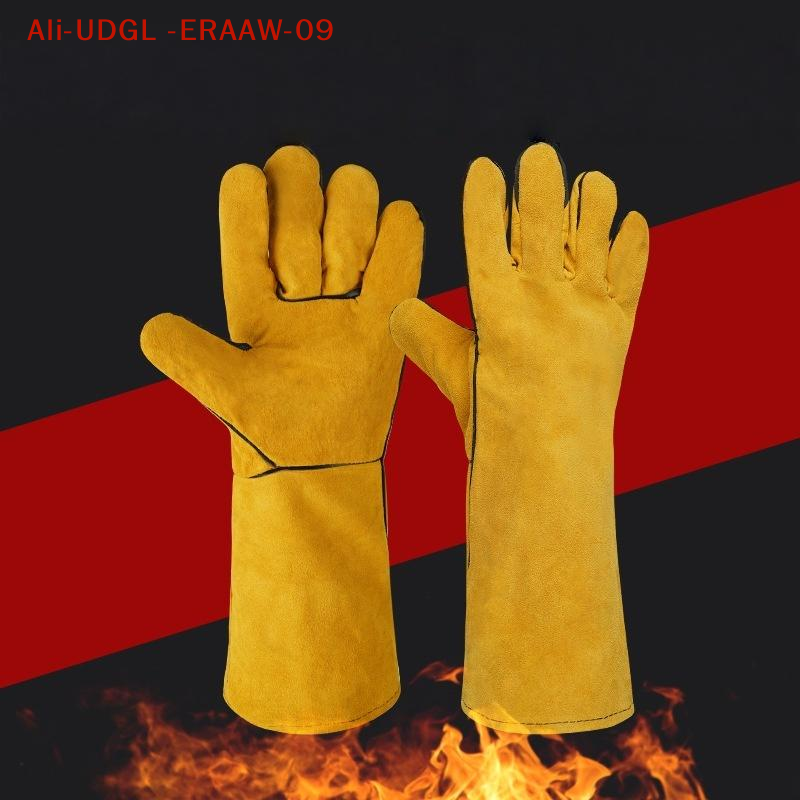 Safety Assured with 40cm Insul - Heat Resistant Glove recensione e prezzo